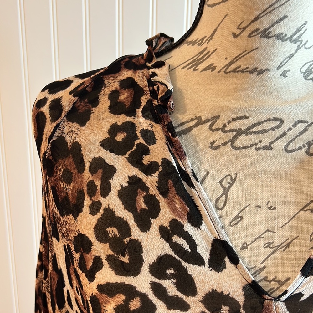 Dress - Picture 4 of 4